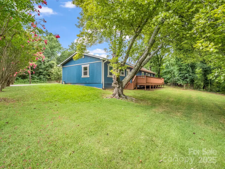 611 Peniel Road, Columbus, NC 28722 - Image #3