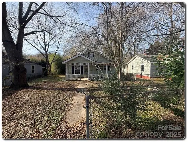 515 S Maple Street, Dallas, NC 28034 - Image #1