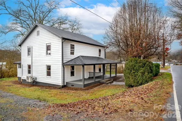 576 Pickens Highway, Rosman, NC 28722