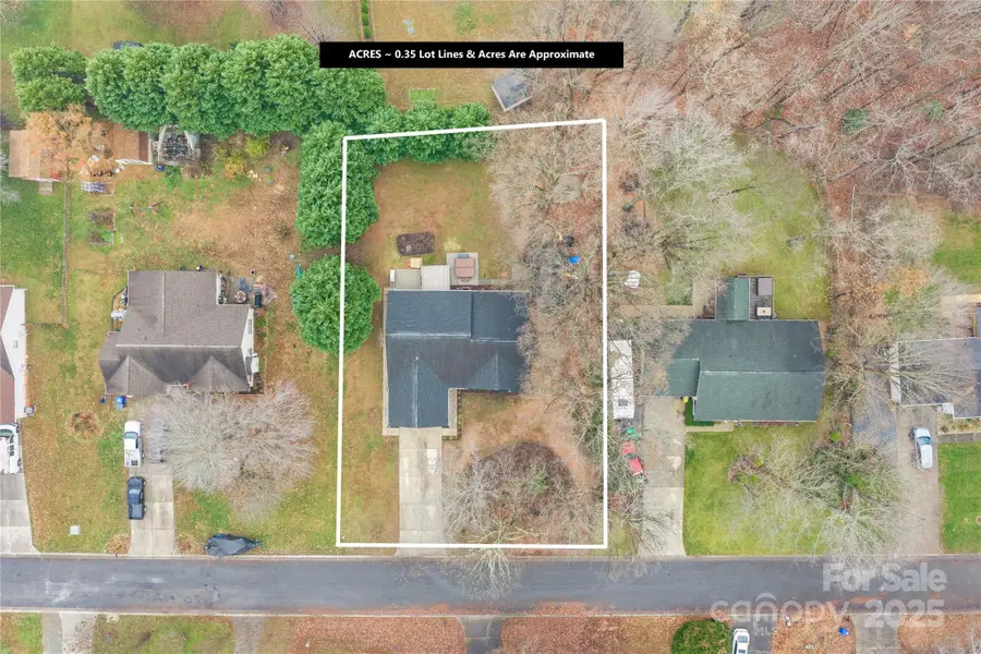 115 Springlake Drive, Troutman, NC 28166 - Image #2