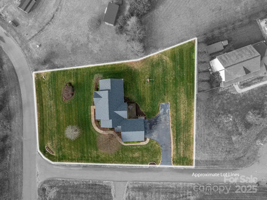 1611 Emmaus Walk, Conover, NC 28613 - Image #2