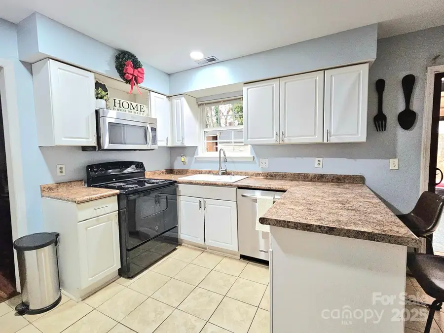 7344 Rena Mae Lane, Charlotte, NC 28227 - Image #2