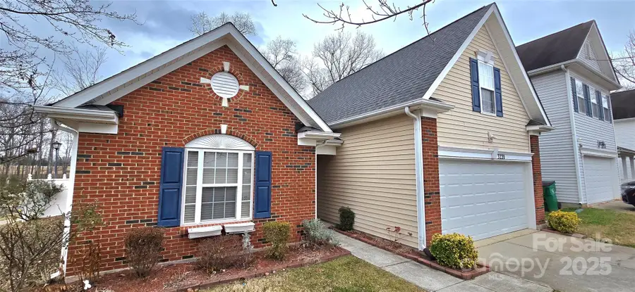 3220 Ernest Russell Court, Charlotte, NC 28269 - Image #2