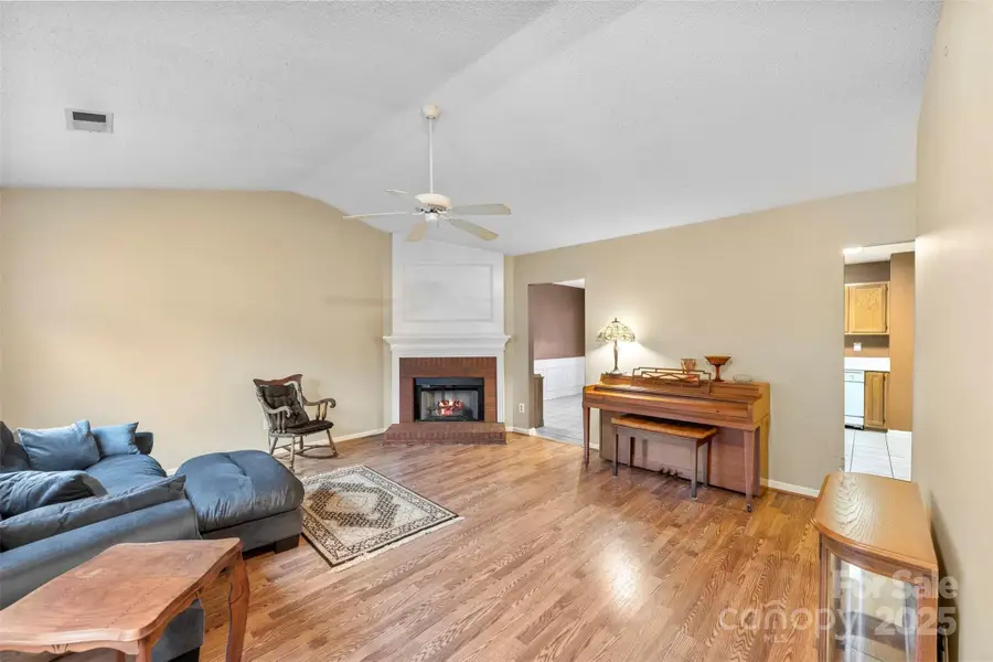 7335 Henderson Park Road, Huntersville, NC 28078 - Image #2
