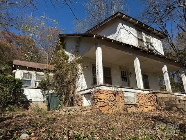 136 Edward Drive, Waynesville, NC 28785 - Image #1