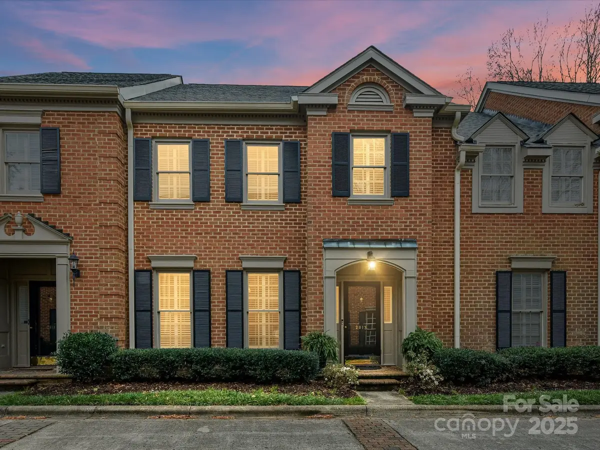 2813 Sharon View Road, Charlotte, NC 28210 - Image #1