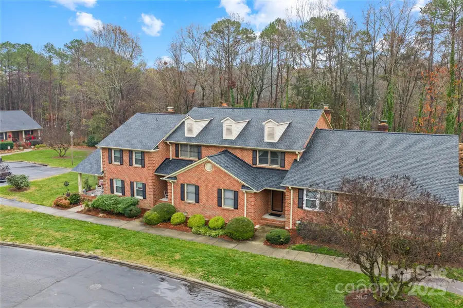 8430 Coulwood Oak Lane, Charlotte, NC 28214 - Image #2
