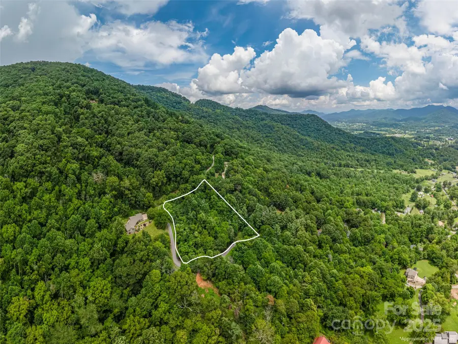 999 Cobblestone Drive #32, Waynesville, NC 28786 - Image #3