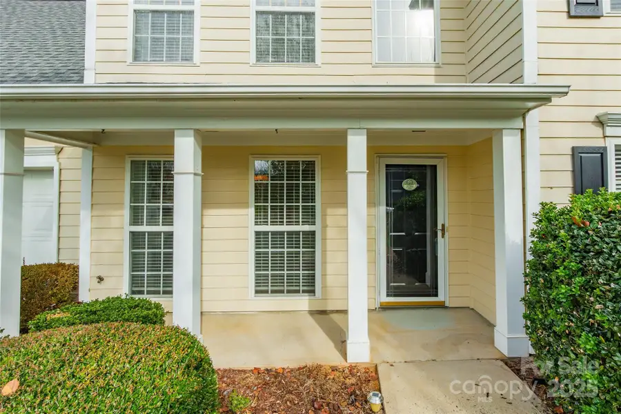 11318 Glenstone Court, Charlotte, NC 28269 - Image #3