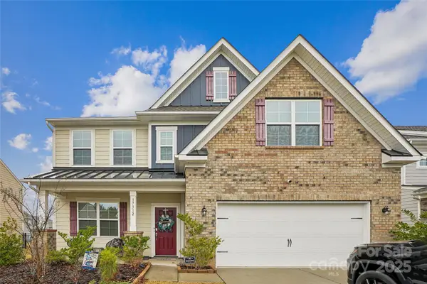 17312 Snug Harbor Road, Charlotte, NC 28278