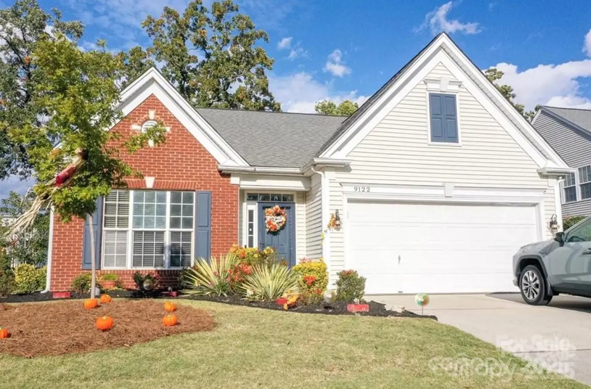 9122 Kestral Ridge Drive, Charlotte, NC 28269 - Image #1