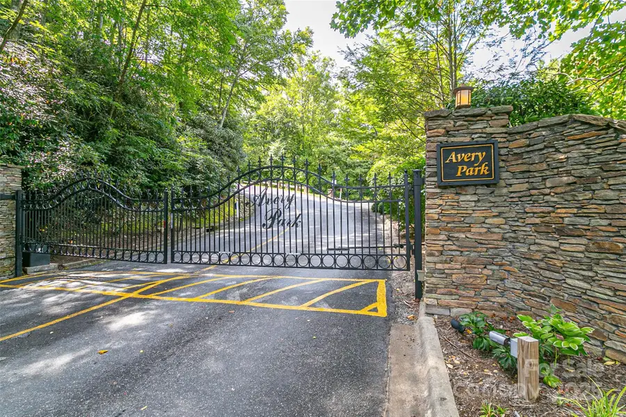 579 Bluemist Way, Arden, NC 28704 - Image #3