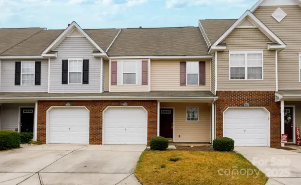 1423 Autumn Creek Court, Rock Hill, SC 29732