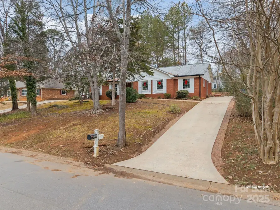 1045 S Magnolia Street, Mooresville, NC 28115 - Image #3
