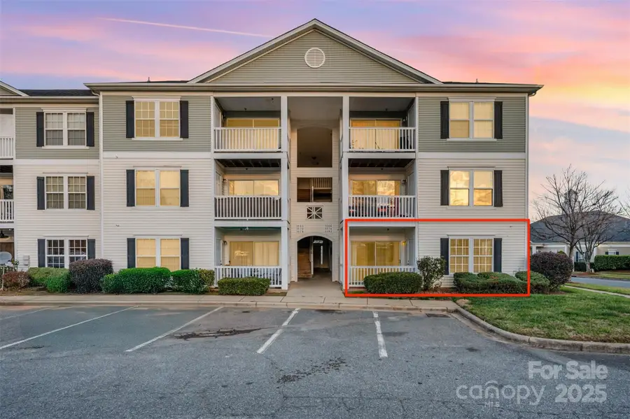 1182 Plaza Walk Drive, Charlotte, NC 28215 - Image #2