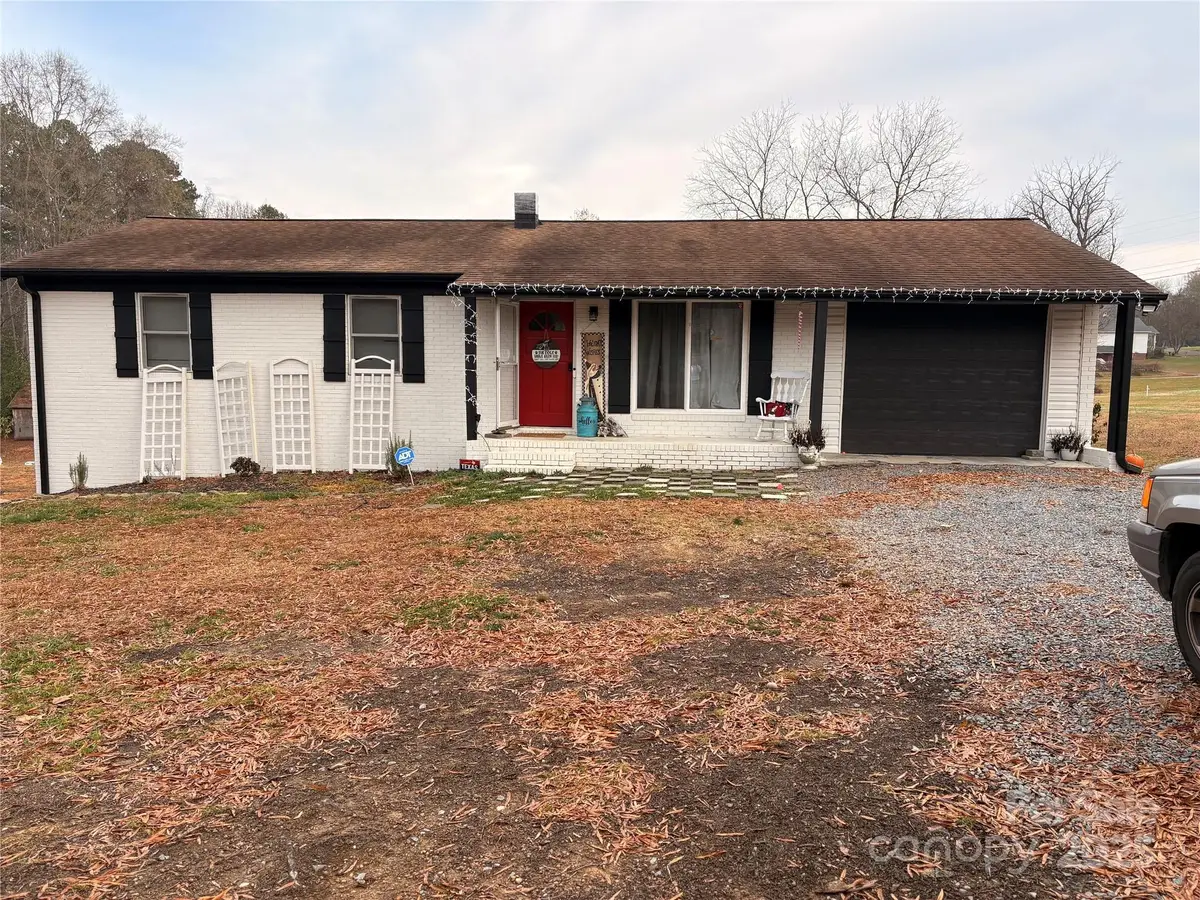 17154 Frog Pond Road, Oakboro, NC 28129 - Image #1