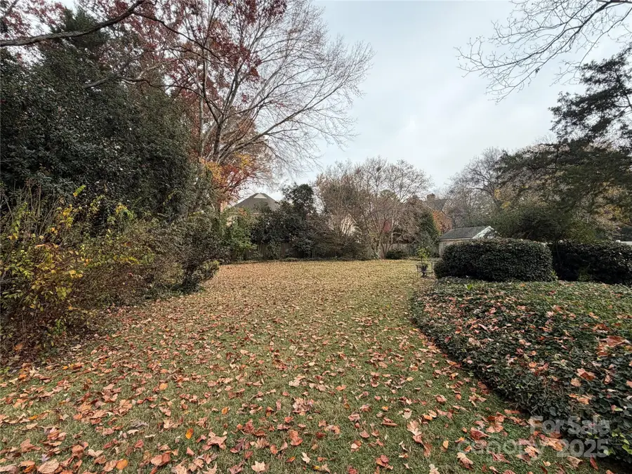 2629 Sharon Road, Charlotte, NC 28211 - Image #3