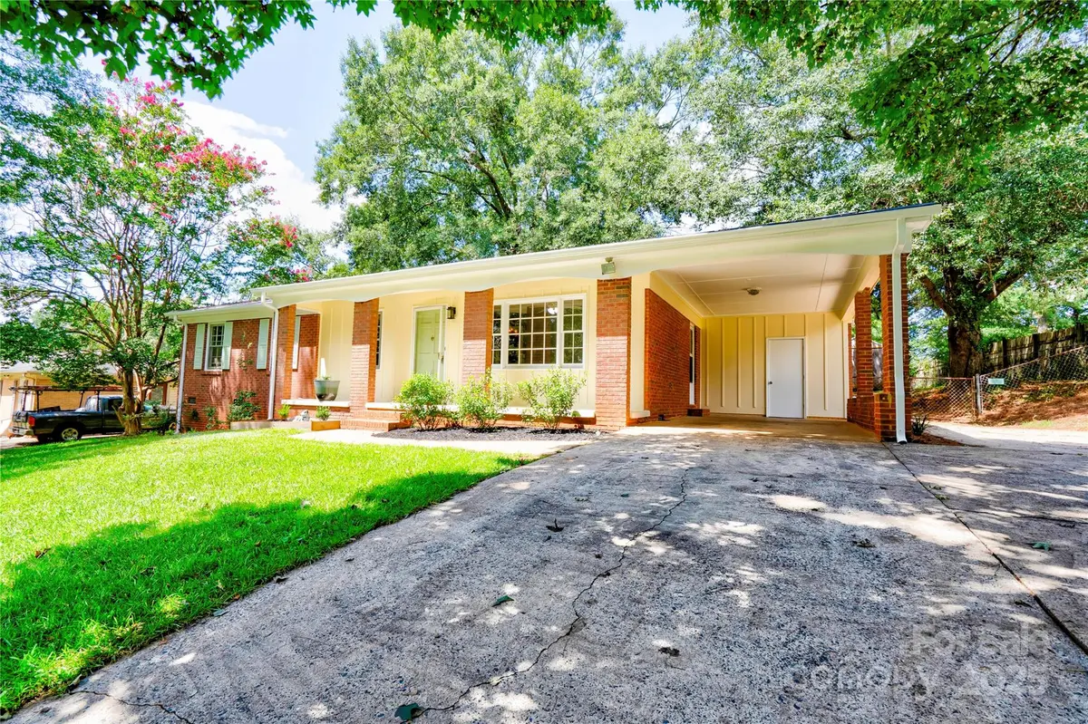 2924 Poplar Circle, Shelby, NC 28152 - Image #1