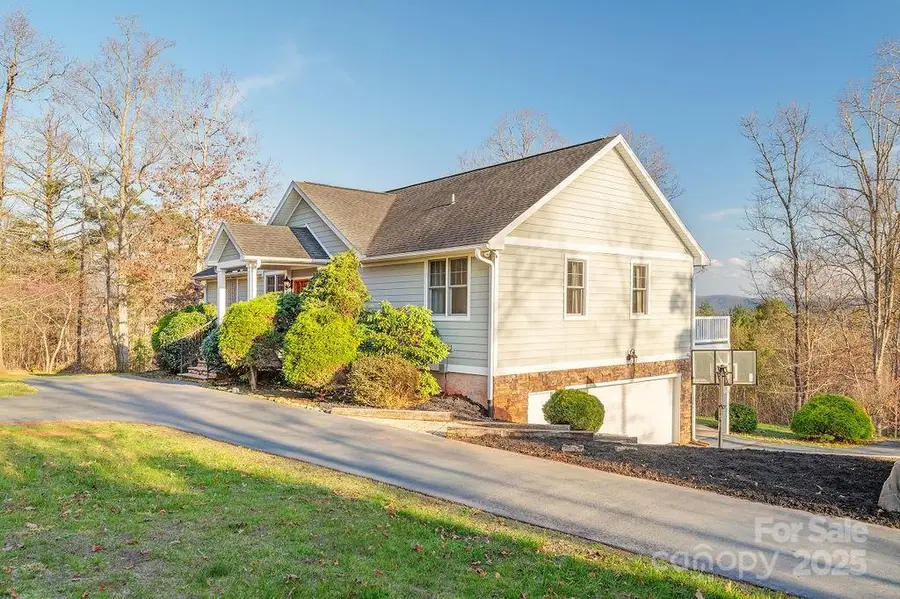 61 Buckle Ridge, Weaverville, NC 28787 - Image #2