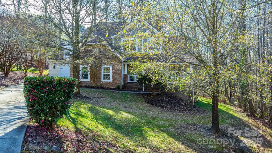 8074 Andrew Franklin Drive, Denver, NC 28037 - Image #2