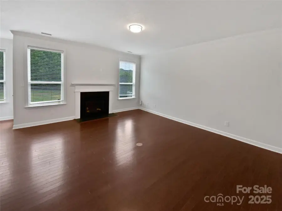 11317 Warfield Avenue, Huntersville, NC 28078 - Image #3