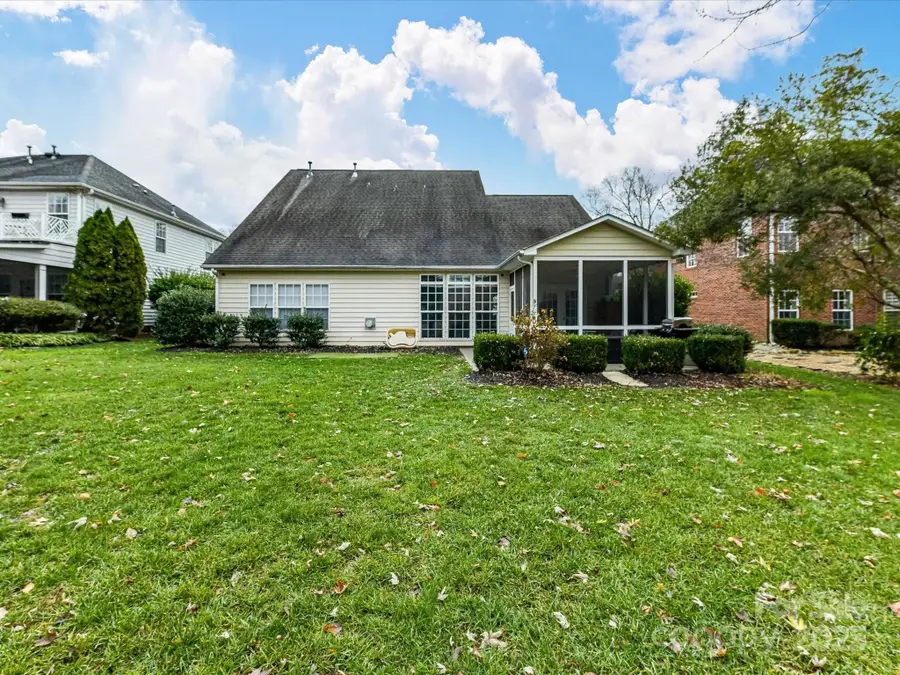 15815 Lavenham Road, Huntersville, NC 28078 - Image #3