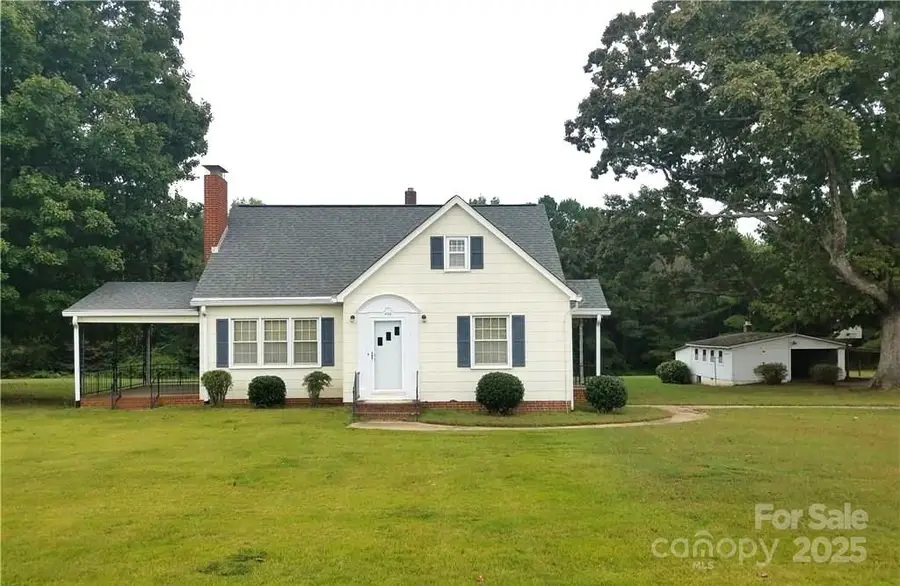 496 Brawley School Road, Mooresville, NC 28117 - Image #2