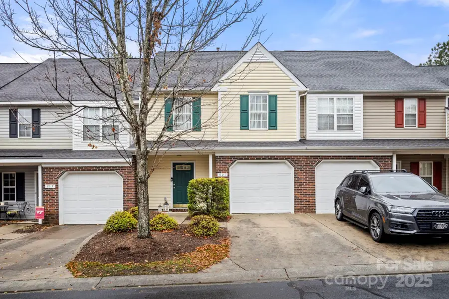 921 Pelican Bay Drive, Pineville, NC 28134 - Image #2