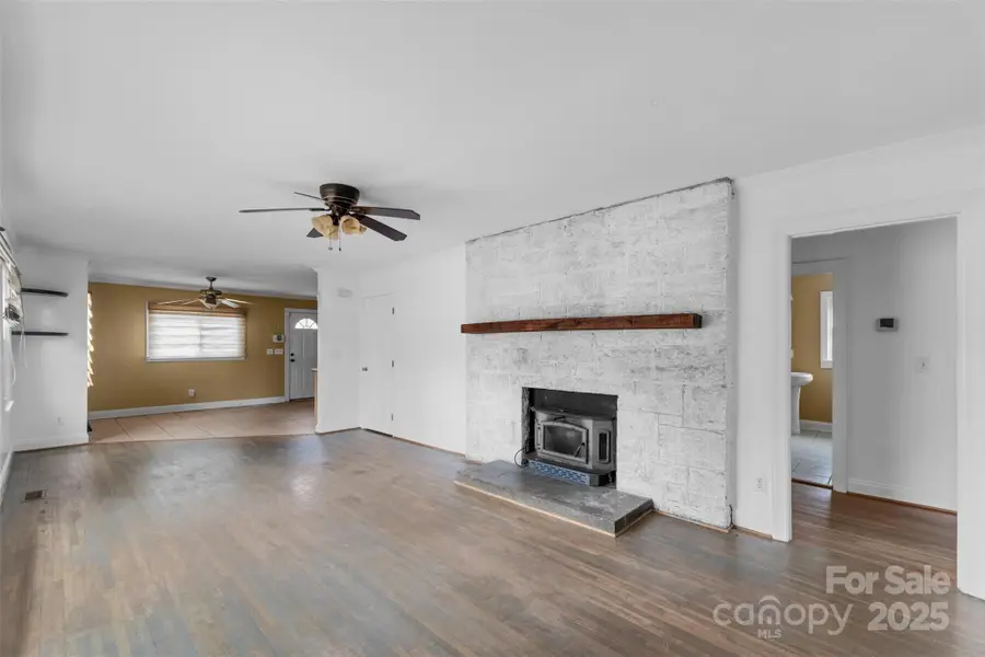 2430 Mt Holly-huntersville Road, Charlotte, NC 28214 - Image #2