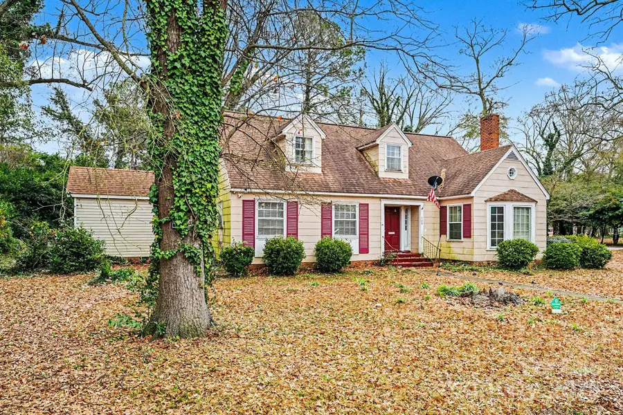 109 S Austin Street, Maxton, NC 28364 - Image #2