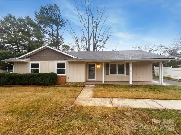 506 King Arthur Drive, Gastonia, NC 28056