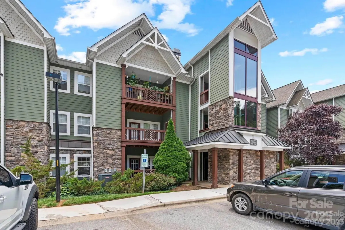 2000 Olde Eastwood Village Boulevard #305, Asheville, NC 28803 - Image #1