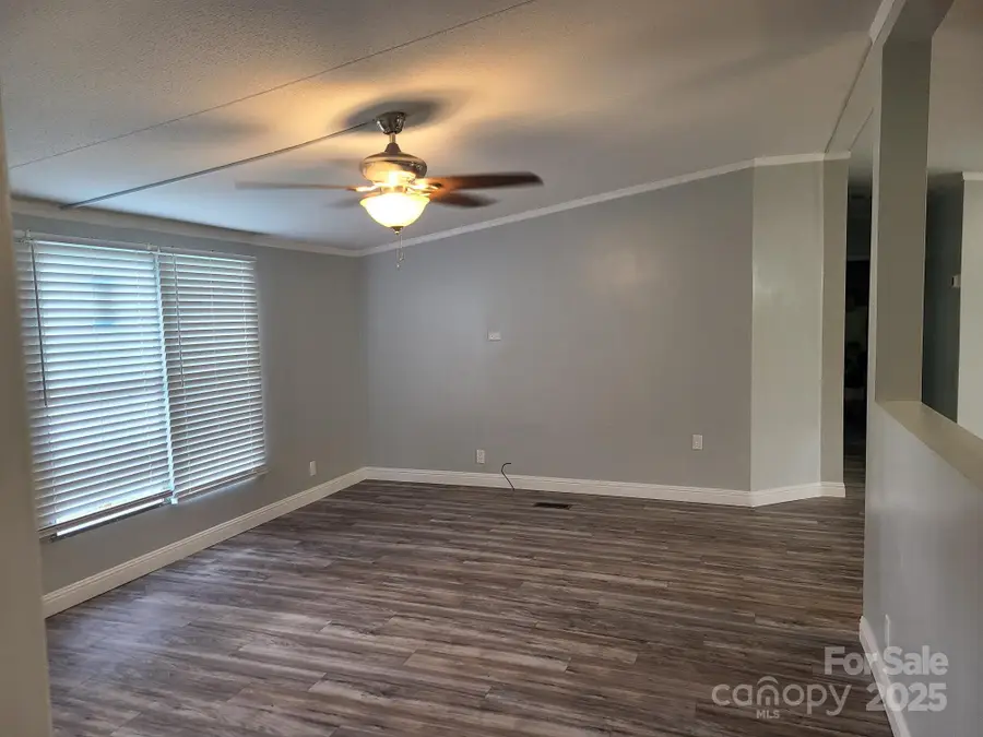 1098 Remington Drive, Conover, NC 28613 - Image #2