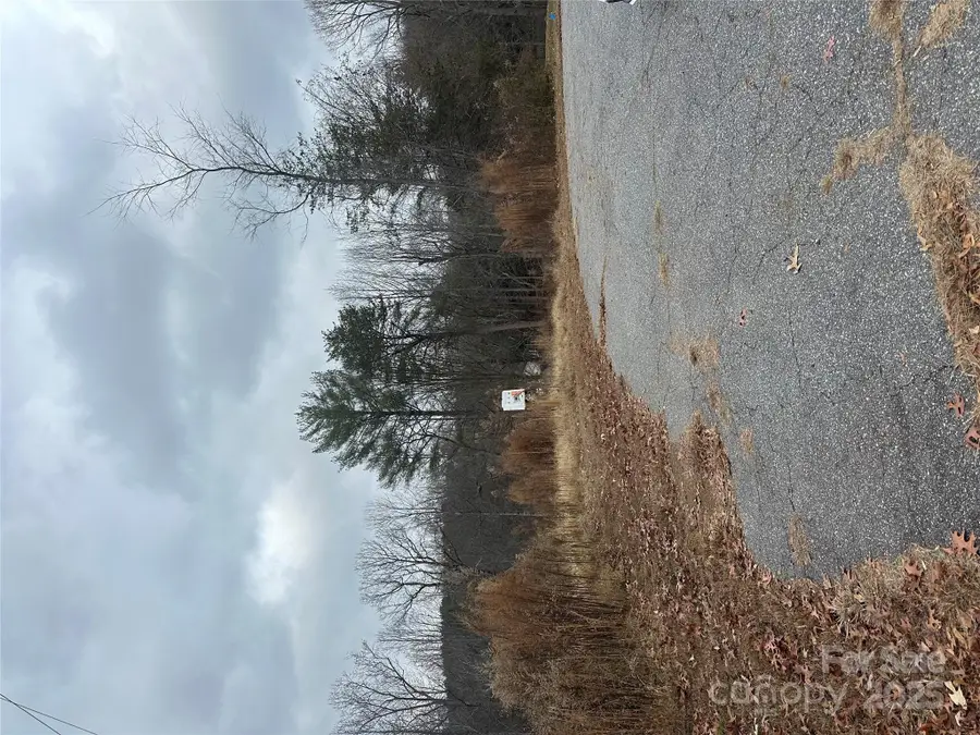 4863 33rd Street Court Ne, Hickory, NC 28601 - Image #3