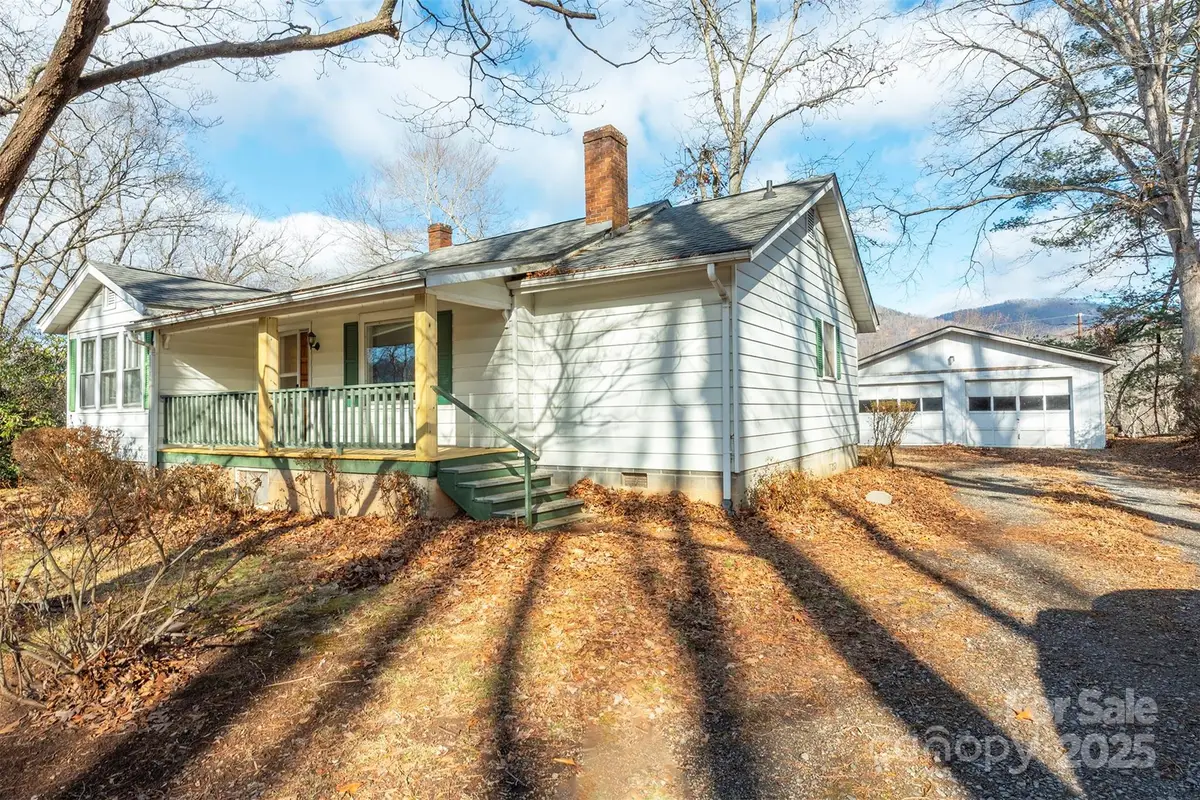 333 Richmond Avenue, Swannanoa, NC 28778 - Image #1