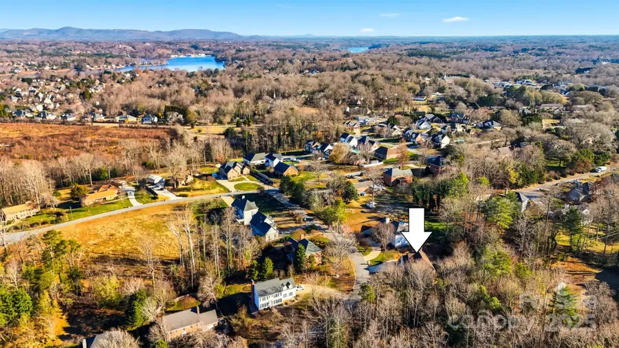 133 37th Avenue Place Nw, Hickory, NC 28601 - Image #2