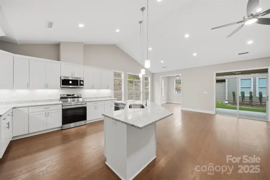 831B Wynnshire Drive, Hickory, NC 28601 - Image #3