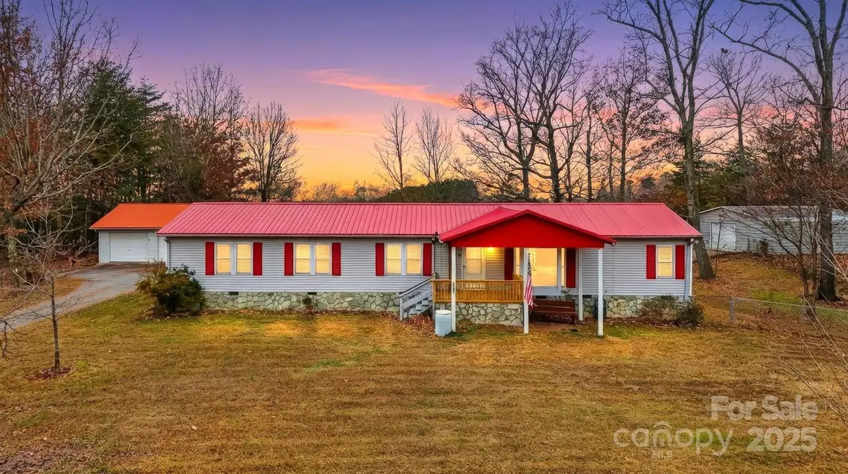 4915 Quartz Ridge Drive, Maiden, NC 28650 - Image #1