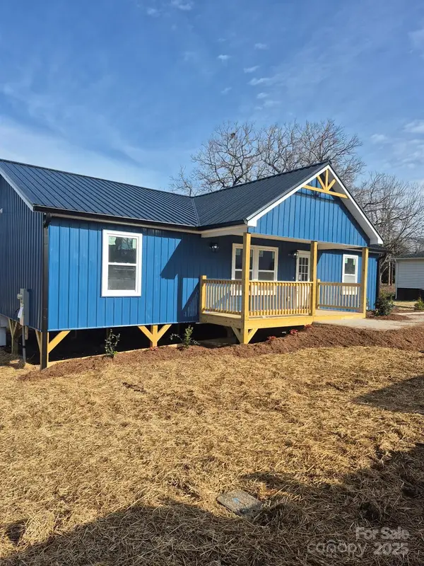 300 South Avenue Sw, Valdese, NC 28690