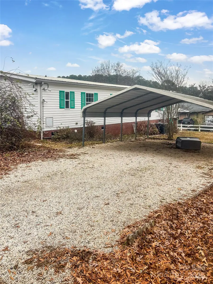 205 W Haywood Lane, Mount Gilead, NC 27306 - Image #2