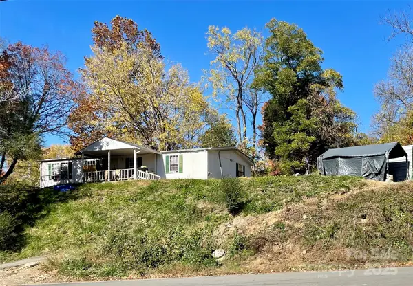 131 Lookout Road, Asheville, NC 28804