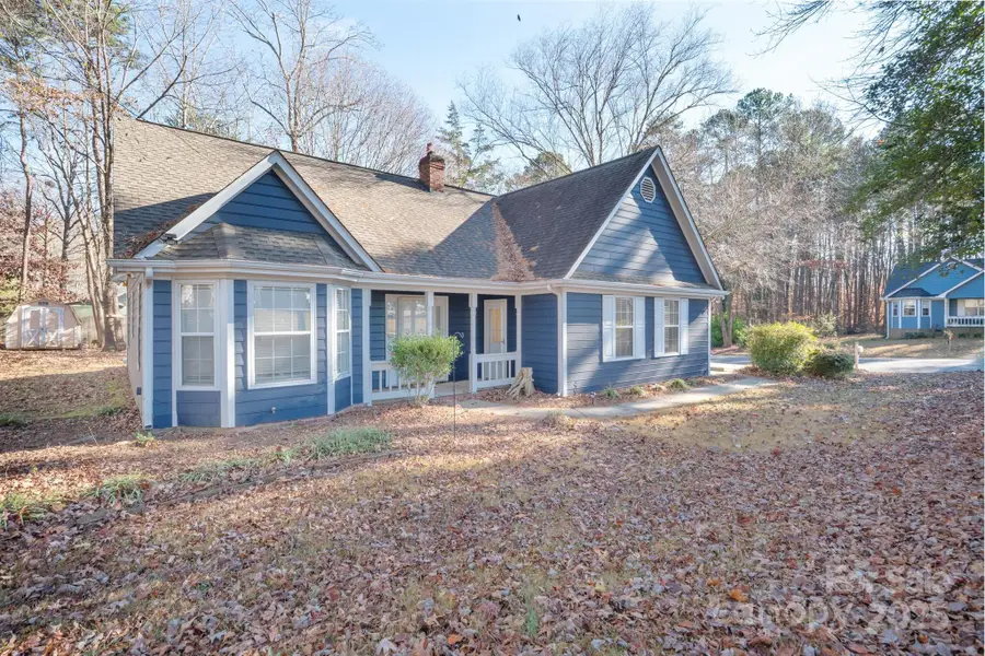 172 Valleybrook Drive, Denver, NC 28037 - Image #2