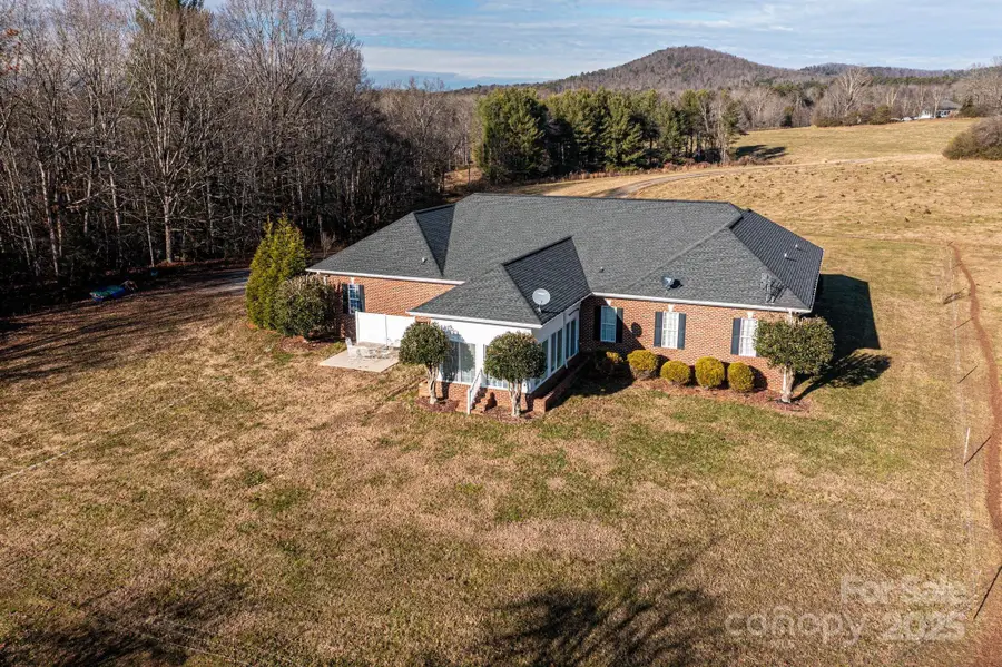 5567 Reid Road, Granite Falls, NC 28630 - Image #3