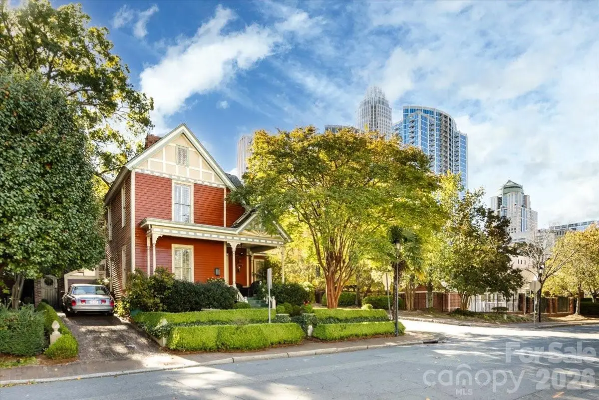 400 N Poplar Street, Charlotte, NC 28202 - Image #1