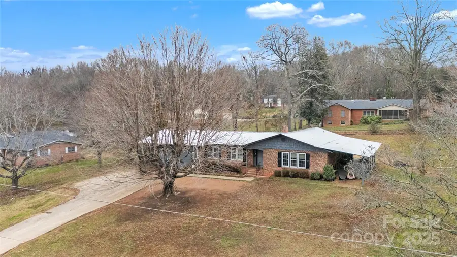 288 Northwood Park, Taylorsville, NC 28681 - Image #2
