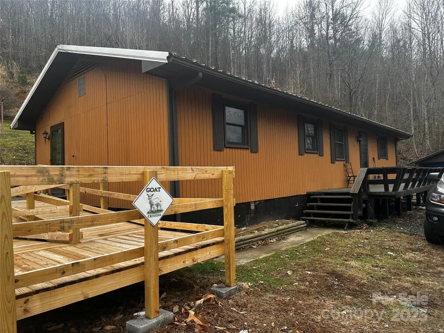 321 Raccoon Branch Road, Green Mountain, NC 28740 - Image #2