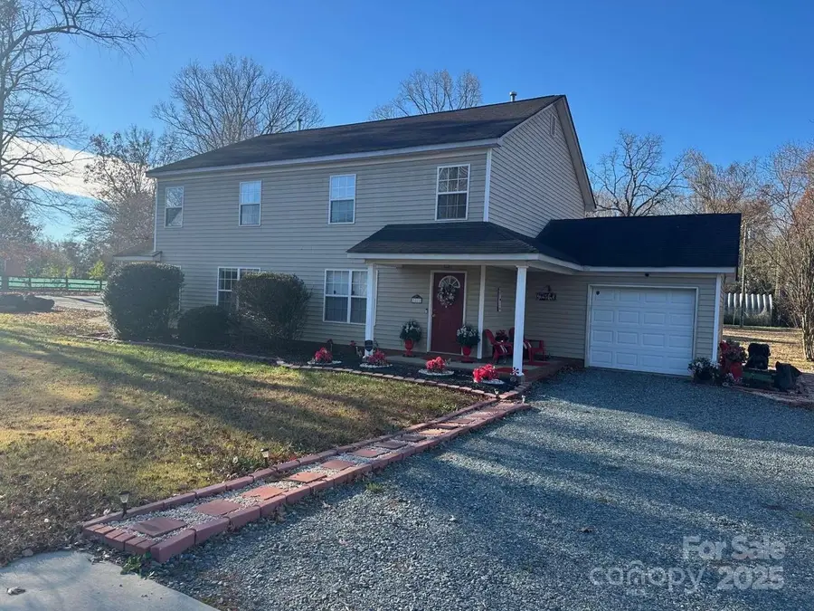 4653 Perkins Road, Charlotte, NC 28269 - Image #2