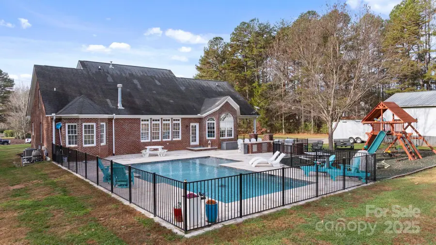 14425 Dori Drive, Huntersville, NC 28078 - Image #3