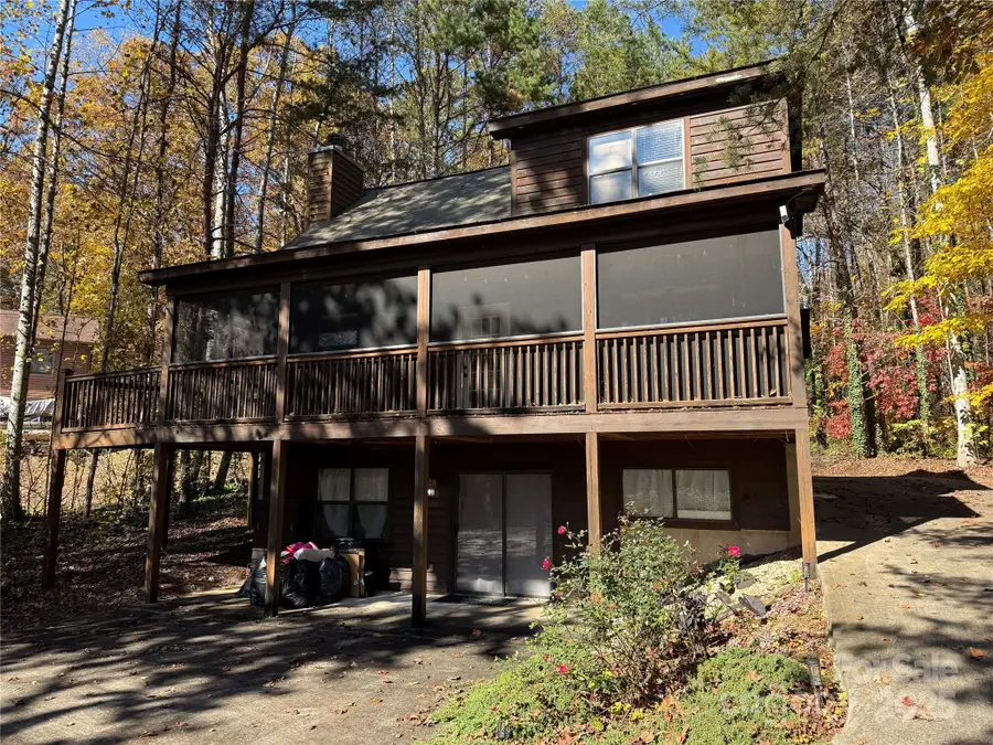 584 Chatuge Circle, Hayesville, NC 28904 - Image #2