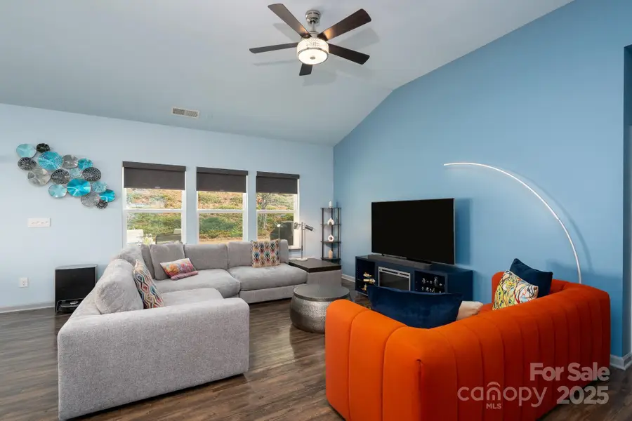 202 Paradise Hills Circle, Mooresville, NC 28115 - Image #3